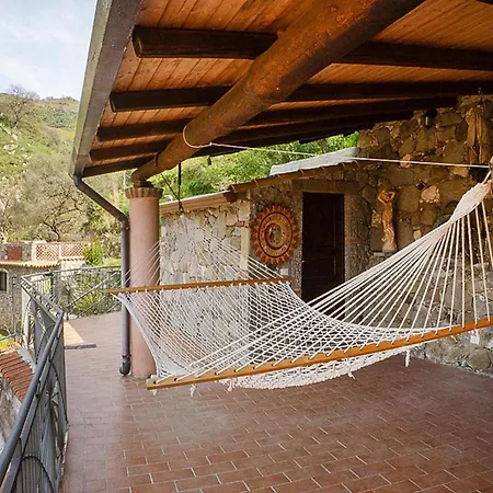 In Sicily With Pool & Views * Gaggi